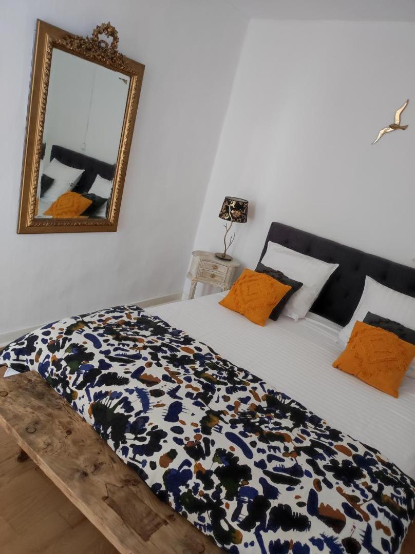 Bed and Breakfast Chez Sylvie Et Guy Chignin Exterior foto